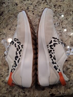 Nike Women's Waffle Debut Leopard-Print Sneakers with Orange Accent Size 9